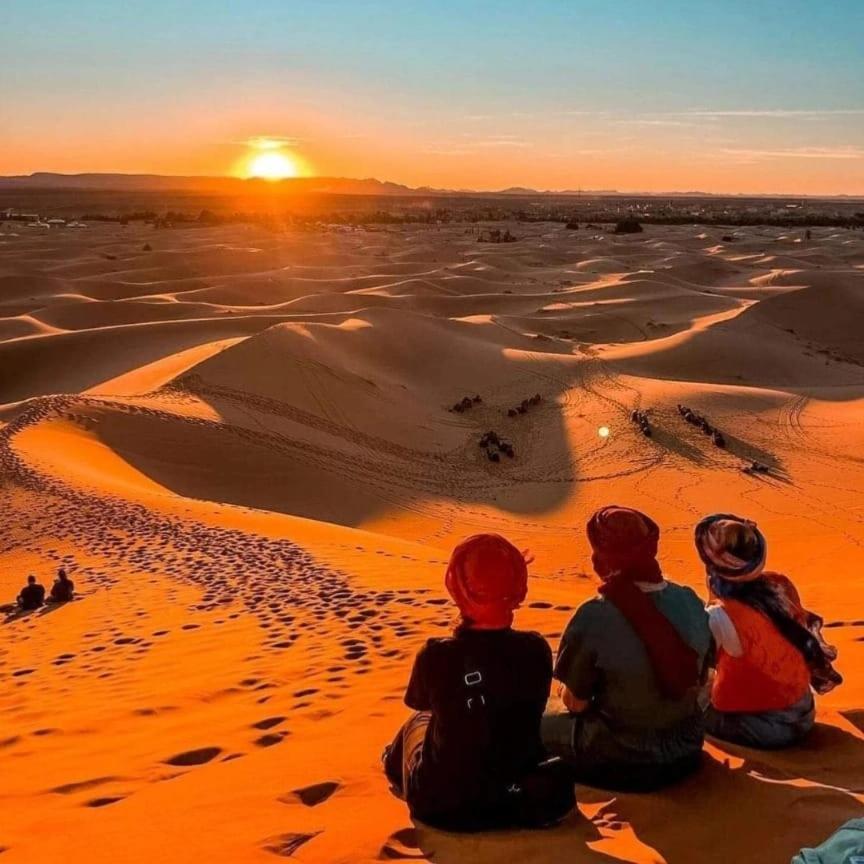 Bivouac Camel Trips Hotel Merzouga Exterior foto